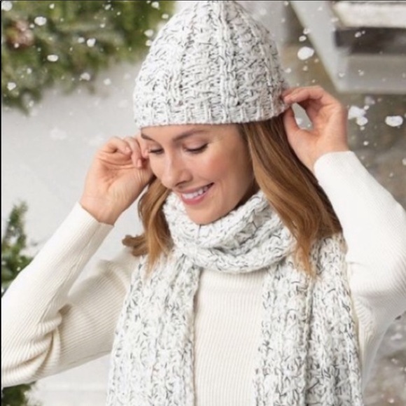 - Fur ball beanie hat & scarf … - Picture 1 of 7